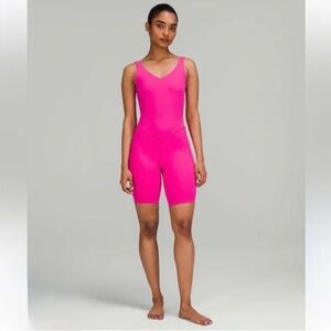 Lululemon Align 8” Bodysuit Onesie Sonic Pink Sz 8